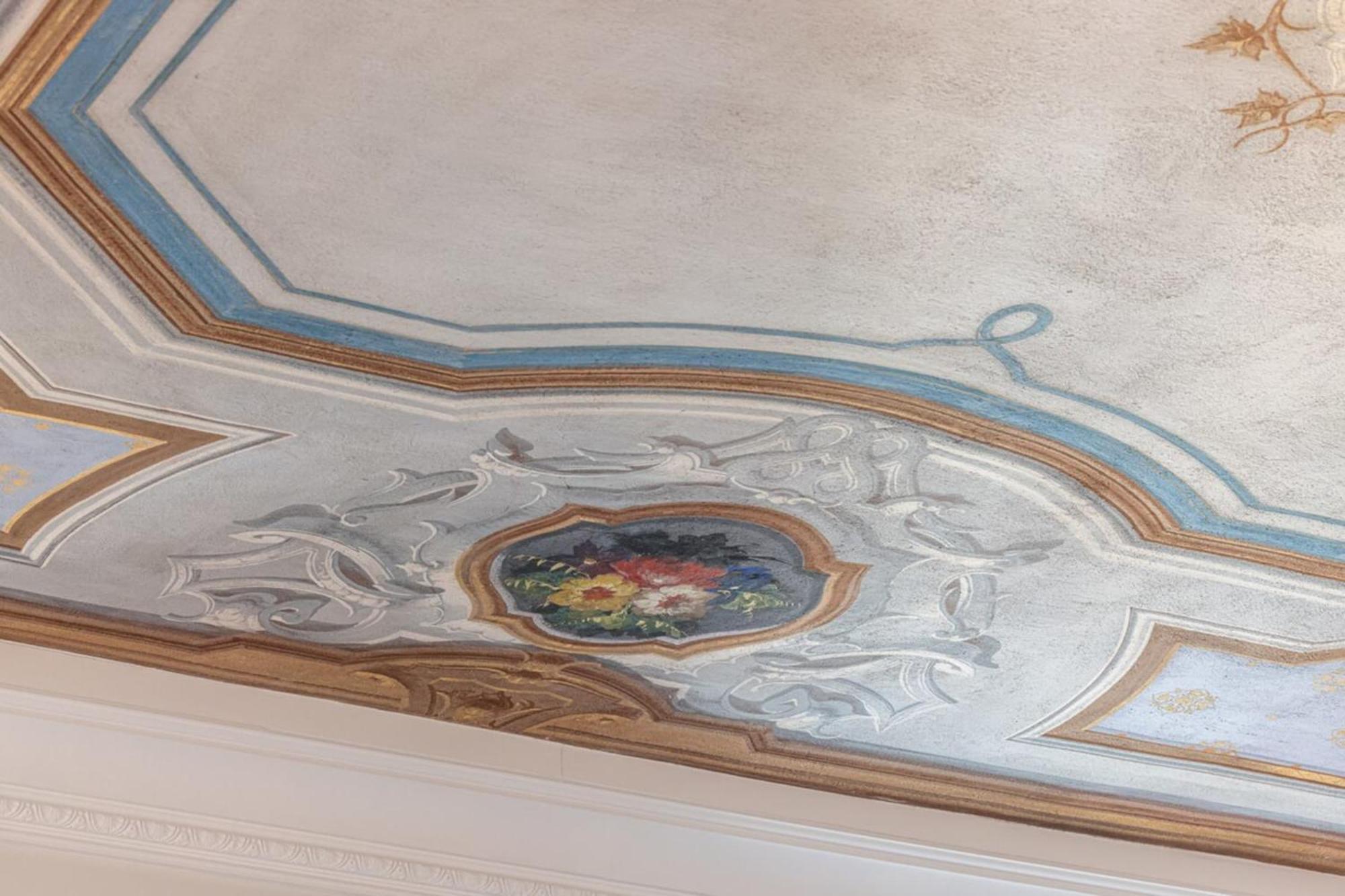 Philibert - Traditional Apart With Historical Fresco Nisa Exterior foto