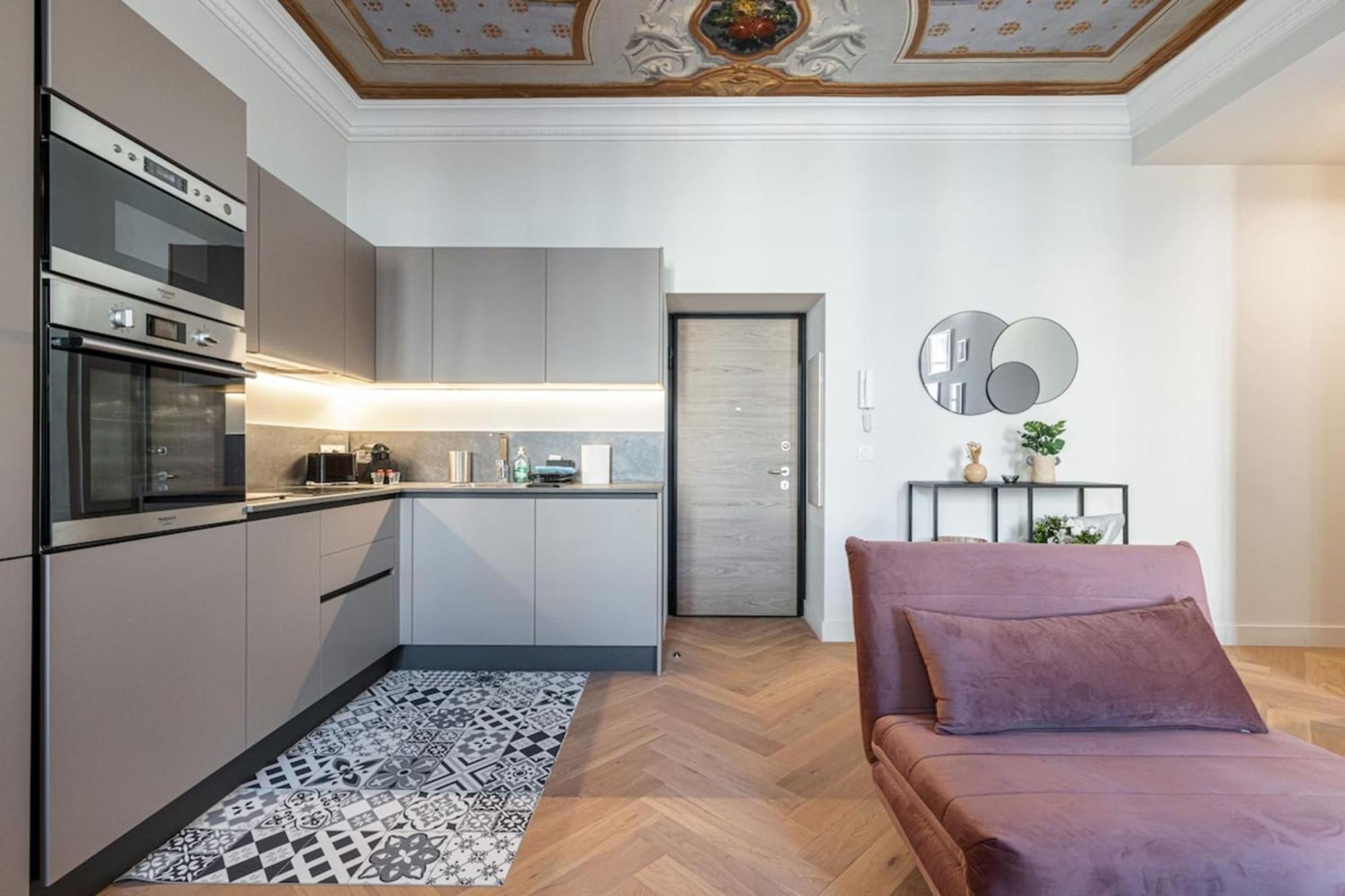 Philibert - Traditional Apart With Historical Fresco Nisa Exterior foto