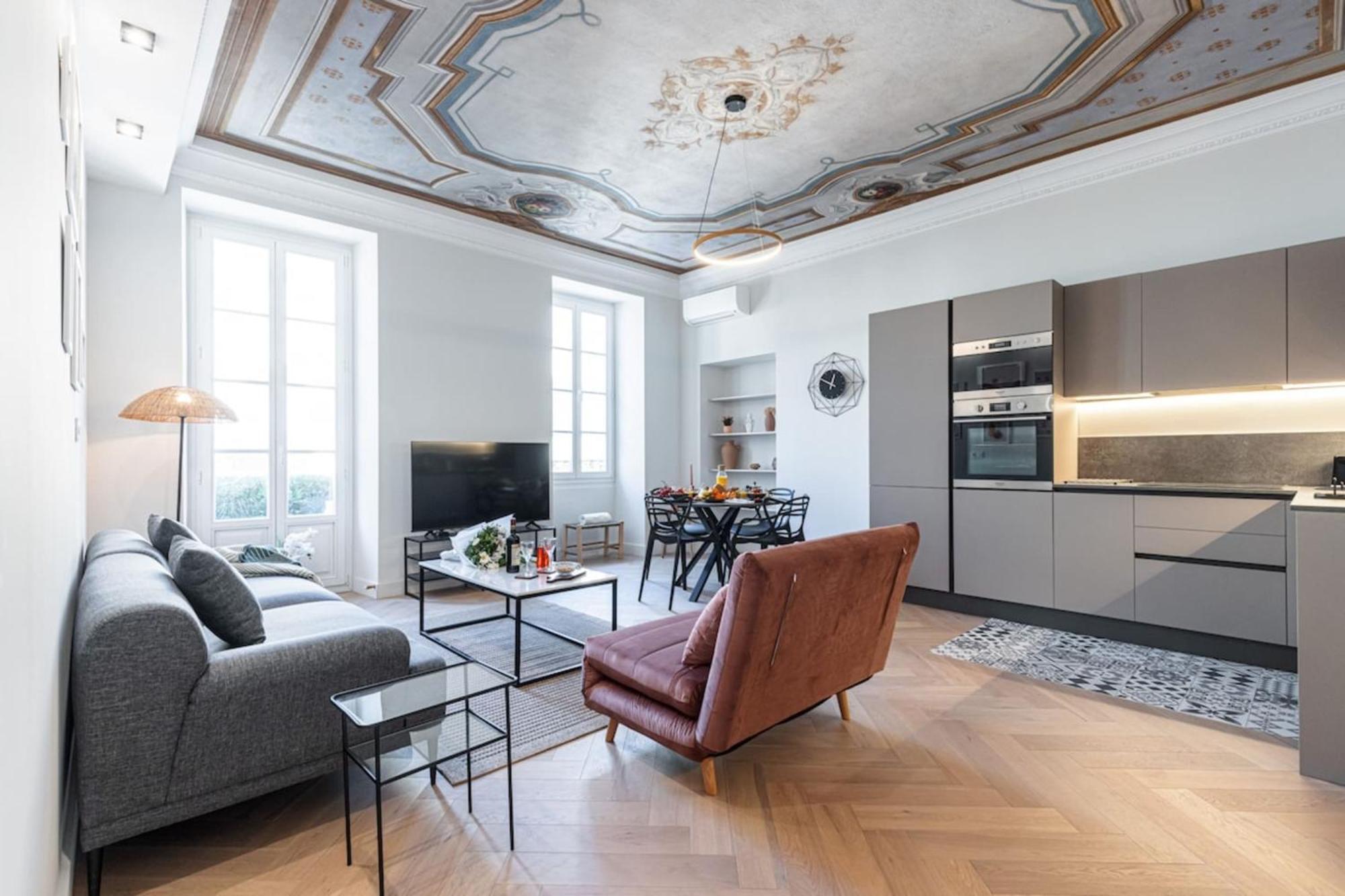 Philibert - Traditional Apart With Historical Fresco Nisa Exterior foto