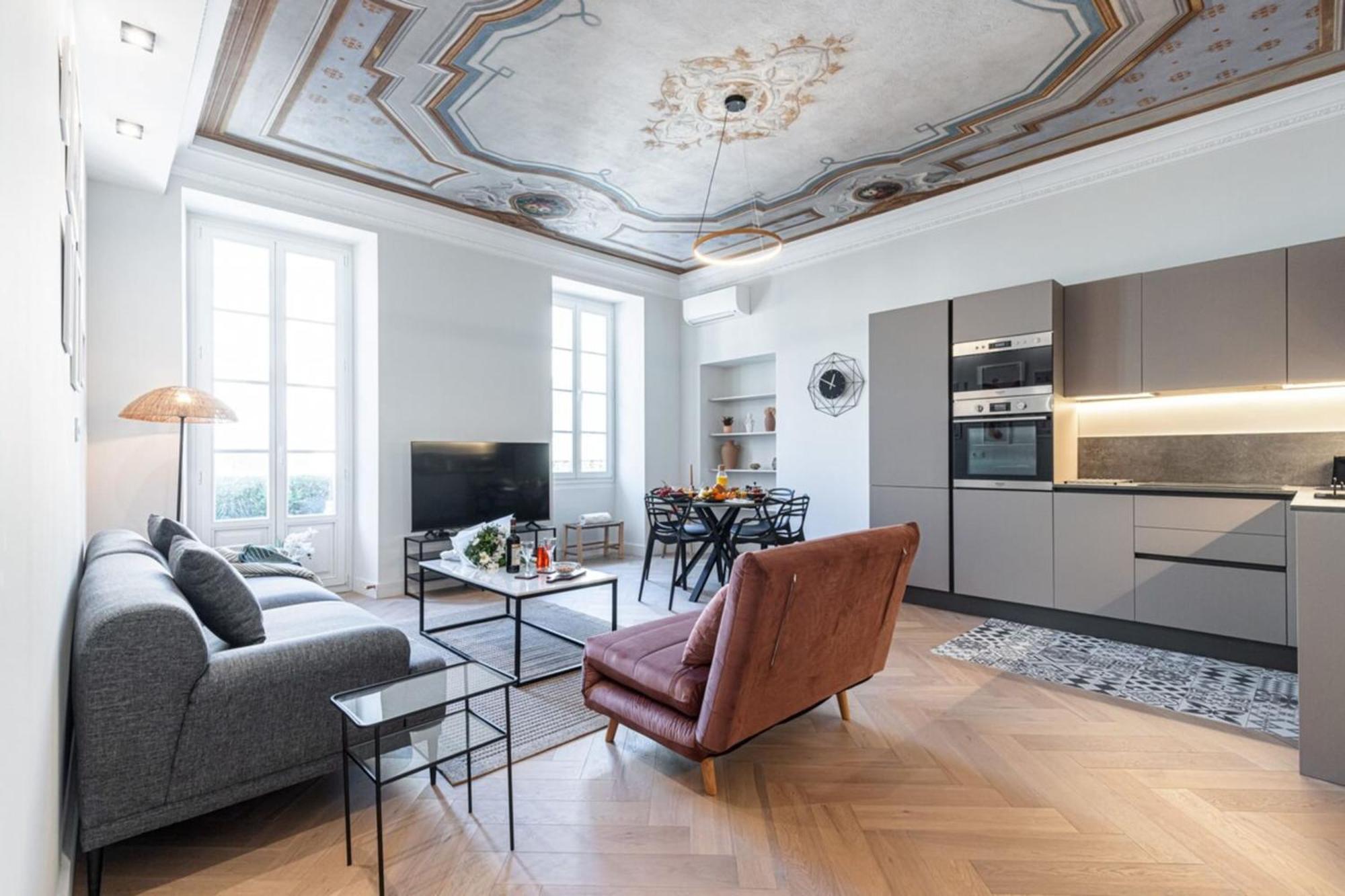 Philibert - Traditional Apart With Historical Fresco Nisa Exterior foto